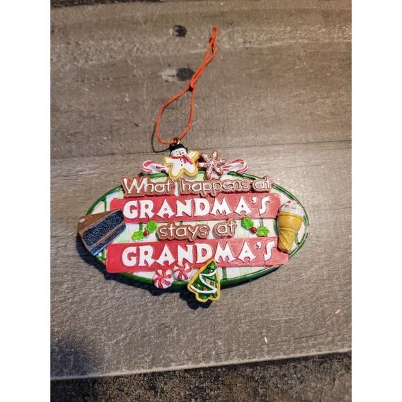 What happens at grandma's stays at grandma's xmas ornament cake candy snowman tr - Picture 1 of 3